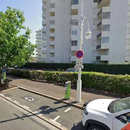 Port Parking-piscine